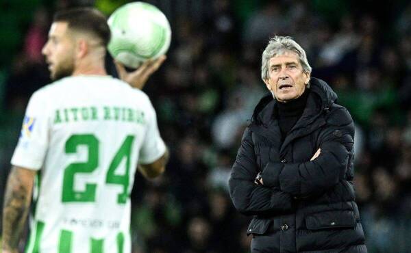 image?src=https%3A%2F%2Fimages.redgol.cl%2Fjpg%2Ffull%2FRDG_20240216_RDG_297843_pellegrini-betis-conference-league-scaled-e1708089301817